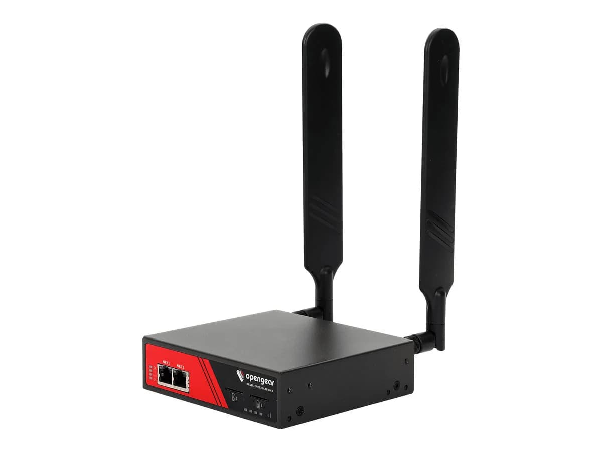 Opengear ACM7000 Resilience Gateway 4 serial Cisco Straight pinout ext power 2 GbE 4 USB console 2 DIO 2 output ports Global Power Supply ACM7004-2-GLB