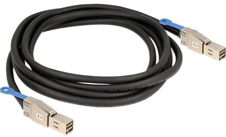 LENOVO LENOVO EXTERNAL MINISAS HD 8644/MINISAS HD 8644 3M CABLE 00YL850
