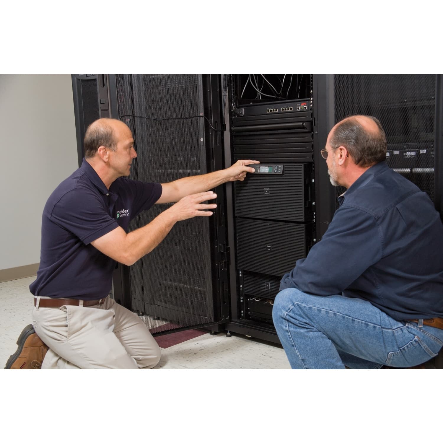 APC APC (WSTRTUP-SU-05) 5 X 8 POWER UP FOR (1) SMART-UPS 5-7KVA WSTRTUP-SU-05