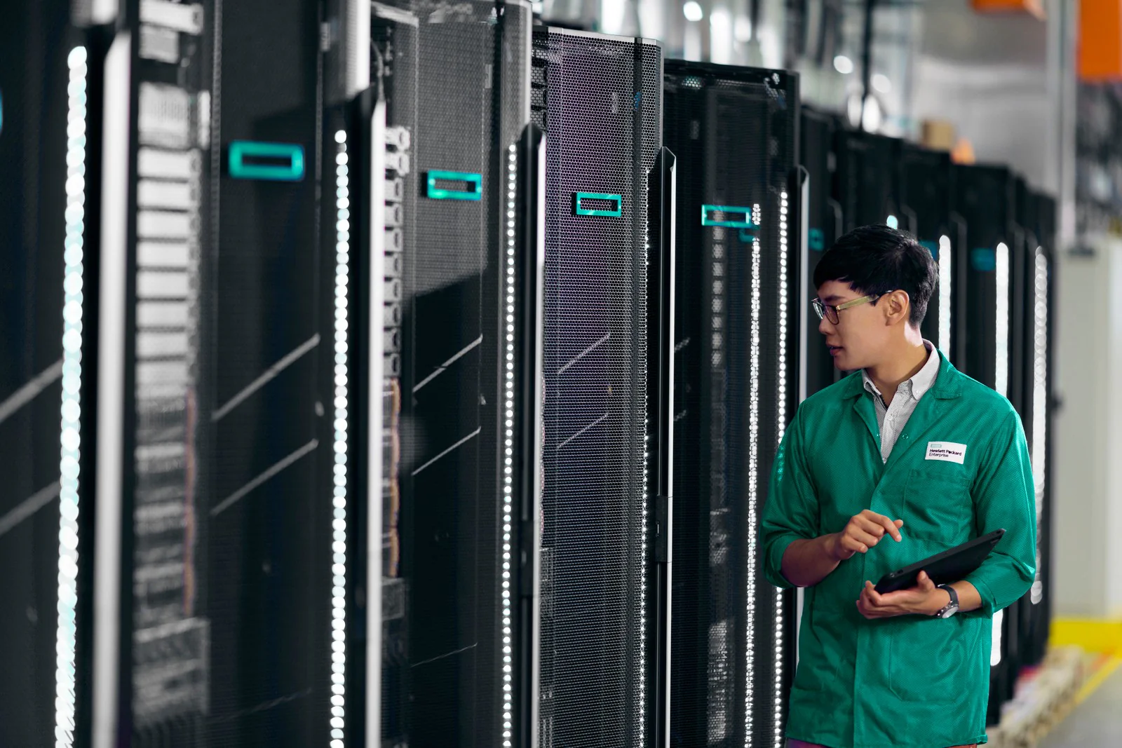 Hewlett Packard Enterprise HPE DL580 Gen12 4P 8SFF x2 TM Cbl Kit Hewlett Packard Enterprise — view 2