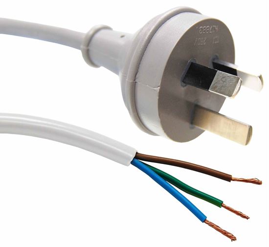 DYNAMIX 2M 3-Pin Plug to Bare End, 3 Core 0.75mm Cable, White Dynamix — view 2